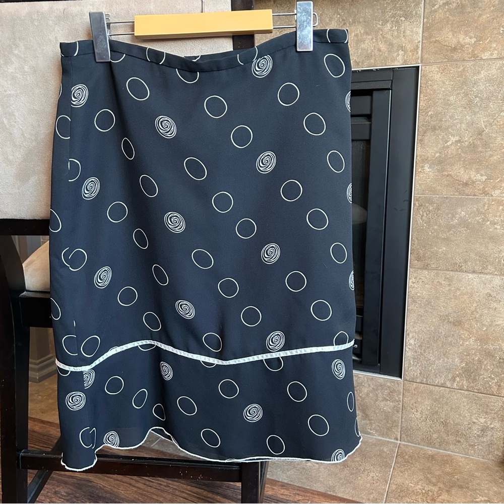 Studio Petit Black Lined Circle Print Skirt Knee Length Size 12 Side Zip